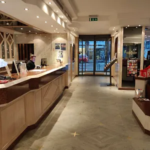 Hotel Western Royal Centre
